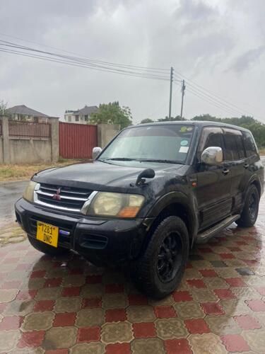 Mitsubishi pajero