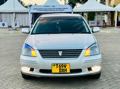 Toyota premio f