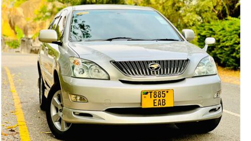 Toyota harrier 