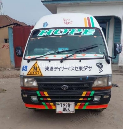 Toyota Hiace 0763312205