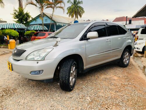 Toyota Harrier Kupatana