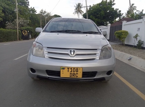 Toyota iST