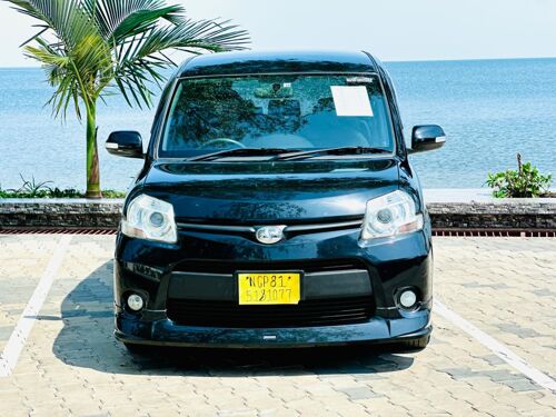 Toyota sienta+registration