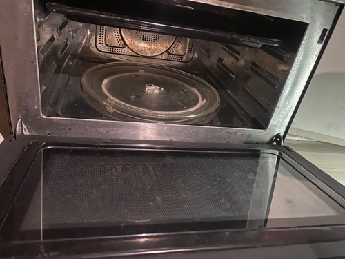 Microwave Oven