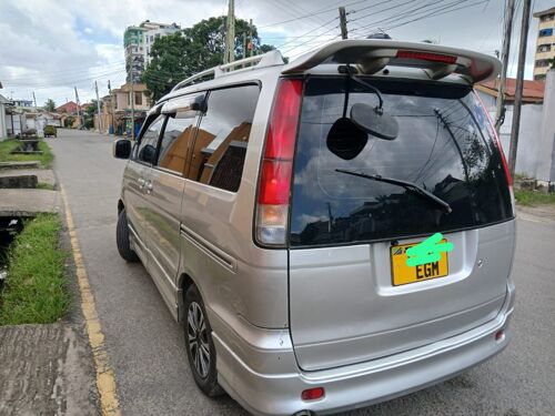 Noah old model sr40 Road tour 