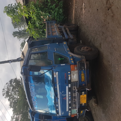 MITSUBISHI FUSO