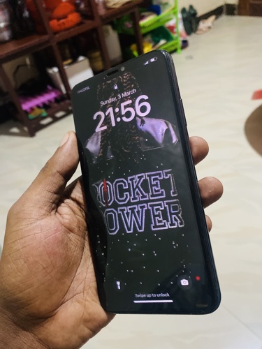 Iphone 11 Pro Max Used Clean