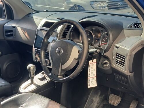 NISSAN X TRAIL