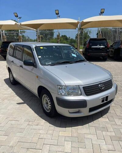 Probox nauza new safi sana