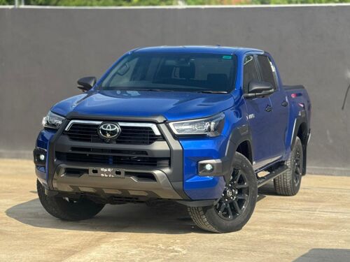 INAUZWA TOYOTA HILUX PICK UP