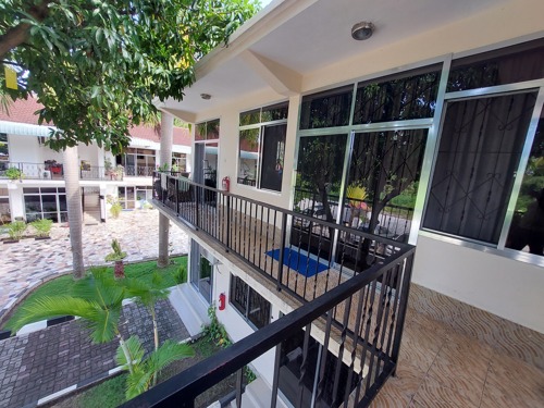 FULLY SERVICE 2 BEDROOMS APARTMENT FOR RENT