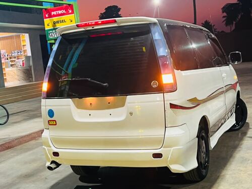 Toyota Noah Sr40 