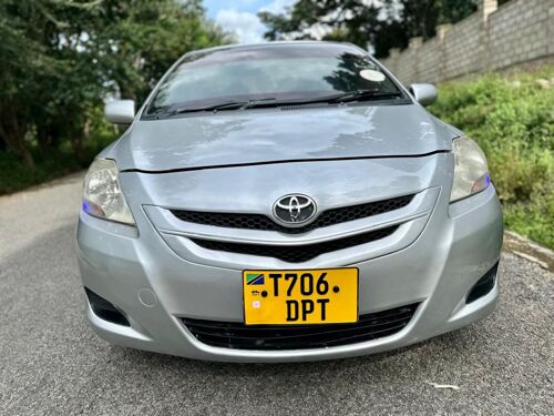 Toyota Belta ipo mwanza