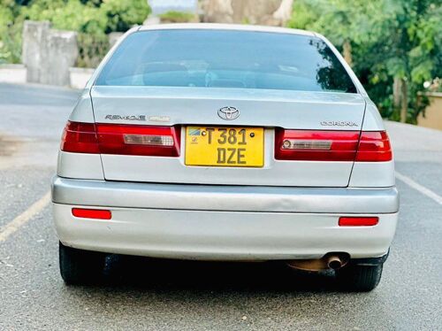 Toyota premio old
