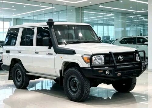 TOYOTA LAND CRUISER 