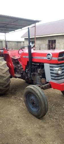used farm yractor