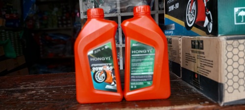 HONGYI MOTOCYCLE OIL   1LT 