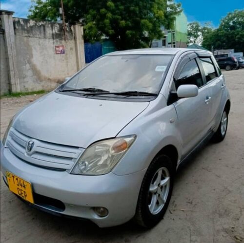 Toyota Ist 