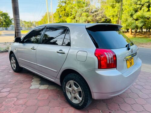 Toyota Runx 4