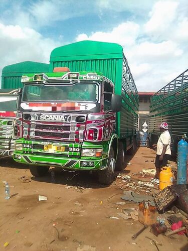 SCANIA MENDE ZIPO NYINGI