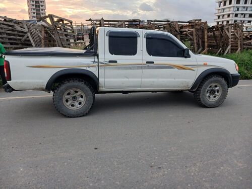 Nissan hardbody Manual Gear 