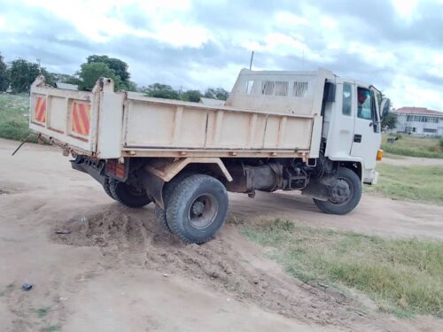 ISUZU TIPA IMEFUNGULIWA ENGINE