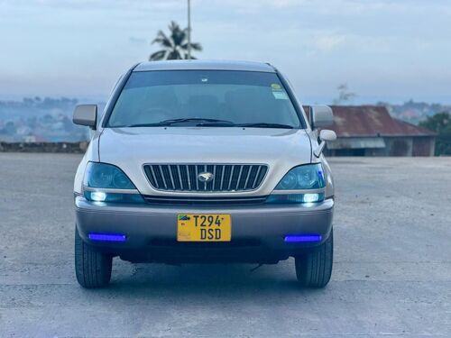 TOYOTA HARRIER OLD MODEL 