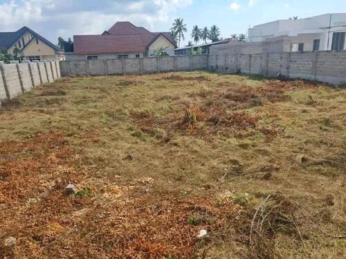 PLOT FOR SALE TEGETA