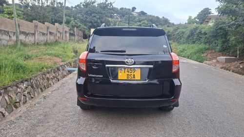 Toyota vanguard seat 7