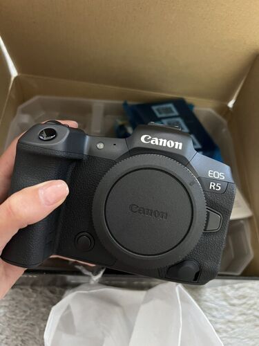 Canon EOS R5  Camera