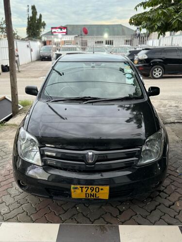 Toyota Ist 