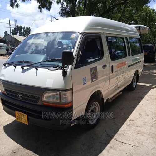 2003 TOYOTA HIACE 2RZ