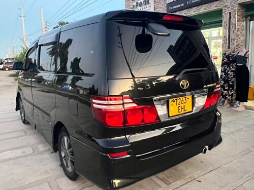 Toyota Alphard 