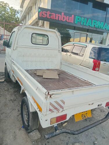 Suzuki Carry 