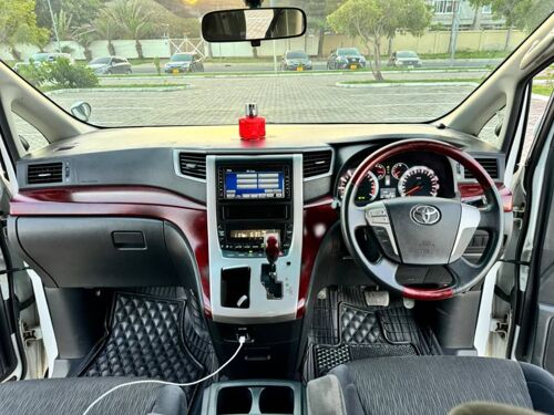 TOYOTA ALPHARD 