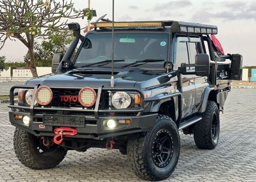 ToyotaLandCruiser PickUp Doubl