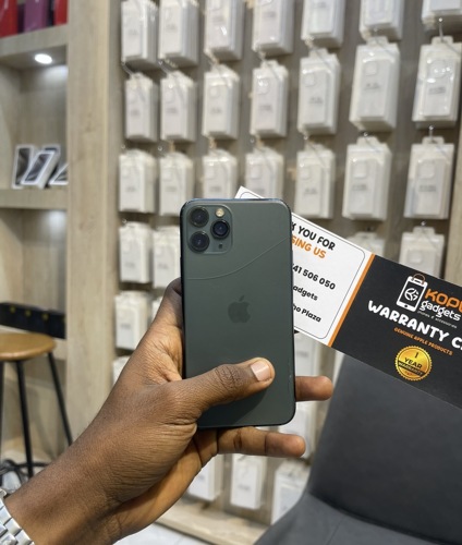 iPhone 11pro gb256