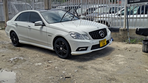 Mercedes Benz E class