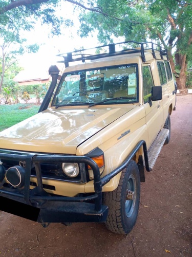 LANDCRUISER BANZI ON SALE