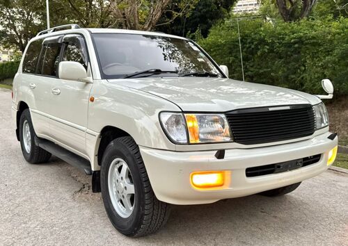 Landcruiser vx  amazon 