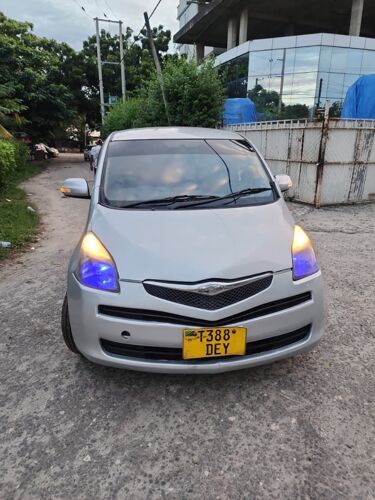 Toyota Ractis 