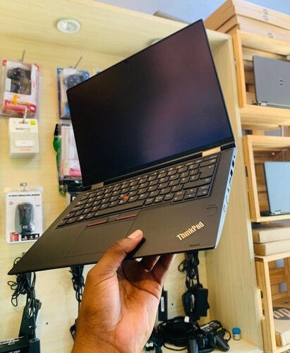 Lenovo yoga 380Call 0767293811