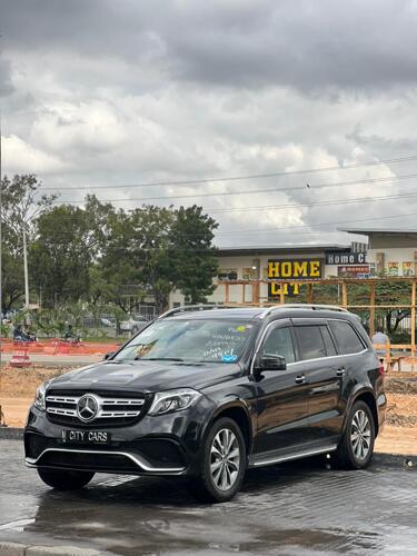 Mercedes Benz