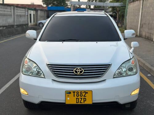 TOYOTA HARRIER DZ 22.7M