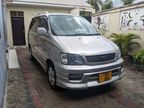 Noah roadtour cc1990 full ac 