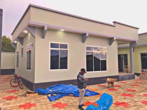 HOUSE FOR RENT NJOMBE 