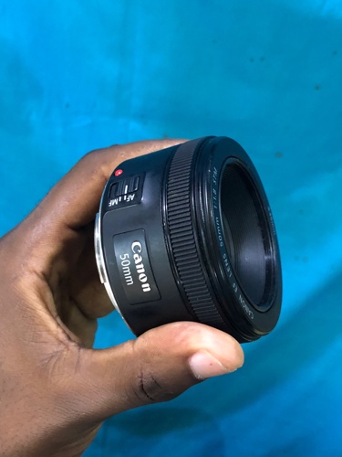 Canon lens 50mm f1.8