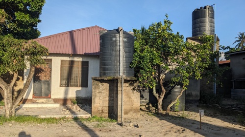 Nyumba ya kupangishwa