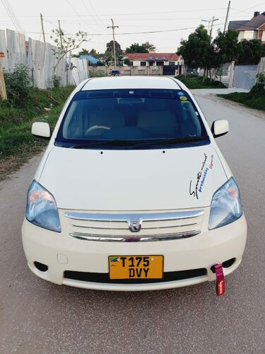 TOYOTA RAUM FORSALE