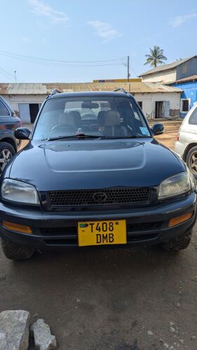 Toyota rava 4 old ipo mwanza